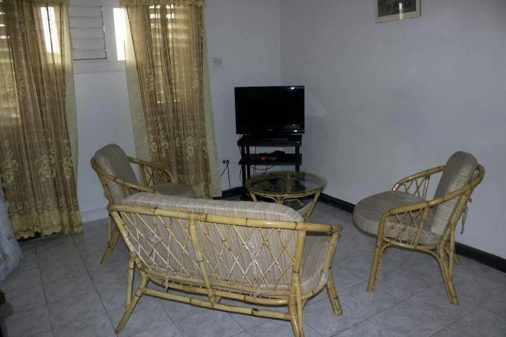 Malfranza Apartments بريدج تاون بربادوس