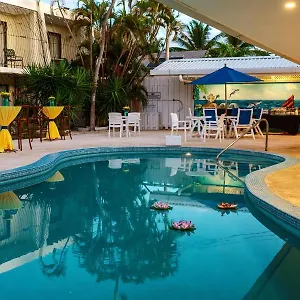 2* Hotel Pirate's